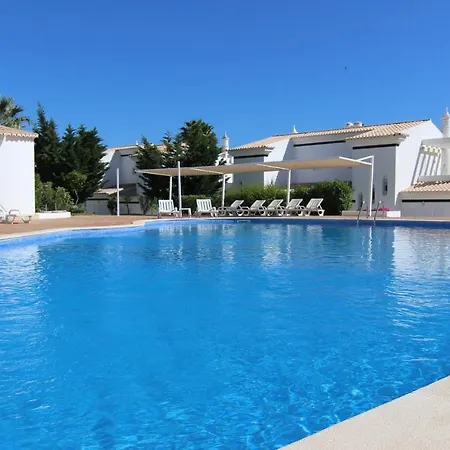 Holiday home Eden Ii